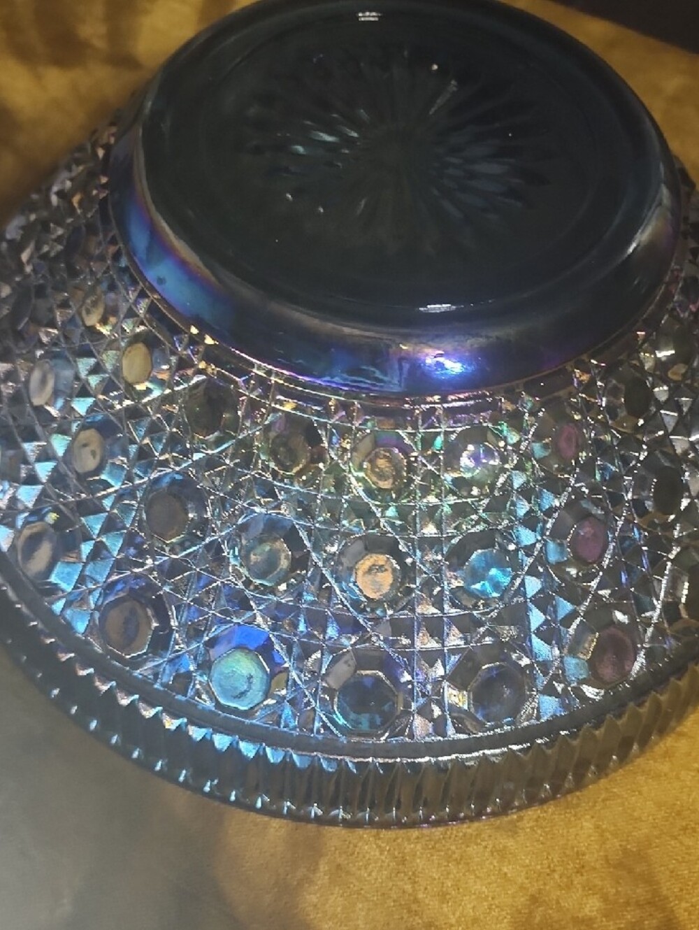๐ฅ HOT DEAL Blue Carnival Glass Iridescent Glass Bowl -Indiana Glass - Picture 4 of 9